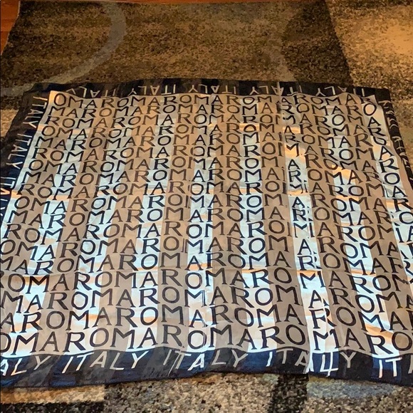 Rome Italy Scarf - Picture 3 of 4